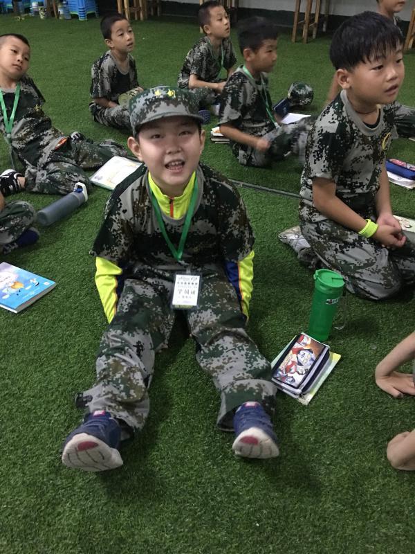 不要对孩子大吼，用这样的方法管教孩子最有效！