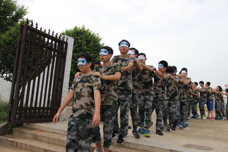 生命VS分数，我们的孩子最缺少哪种教育？