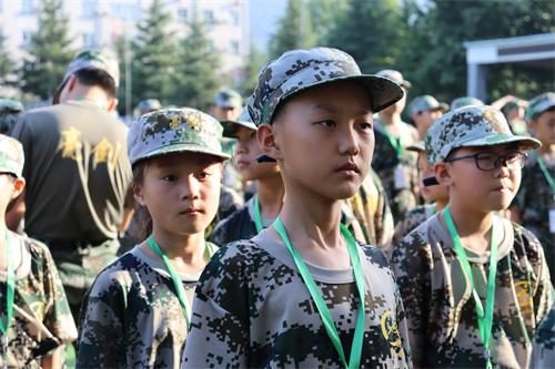 短暂假期孩子适合参加什么样的少儿夏令营呢？