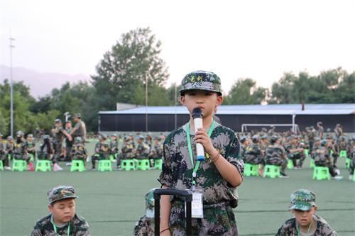 军训夏令营教你三招搞定不听话的孩子!