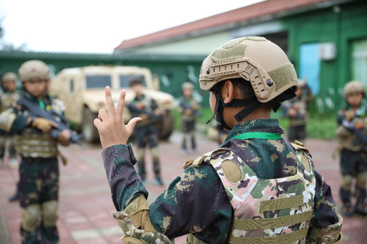 教育的真正目标，是让孩子善良丰富高贵