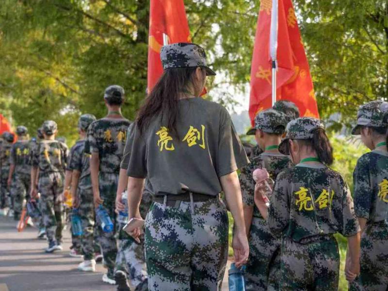 孩子一生中的“黄金八年”，很多父母后悔太晚看到！