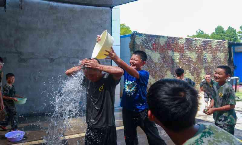 西安夏令营解析几种错误的家庭教育